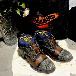Free Bird shoes, Catalina size 10  New !!!!!!!